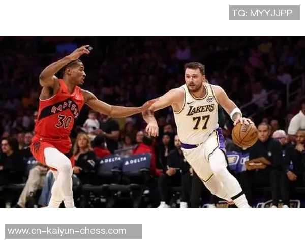 湖人对阵猛龙精彩录像回放全场亮点分析与赛后点评 湖人对阵猛龙精彩录像回放全场亮点分析与赛后点评